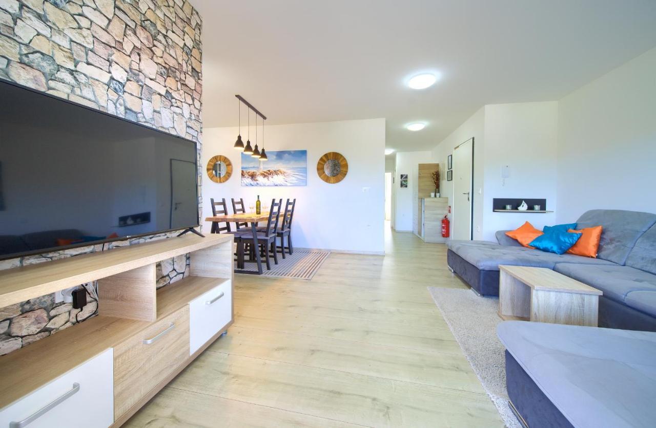 Apartment Nadica Deluxe Malinska