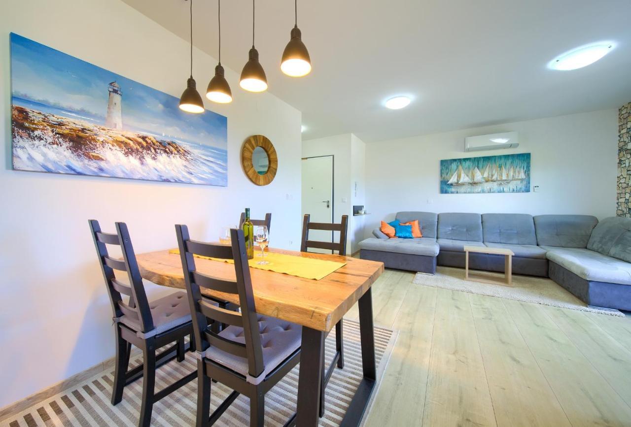 Nadica Deluxe Apartment